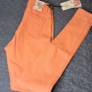 Lover Brand skinny jeans size small NWT